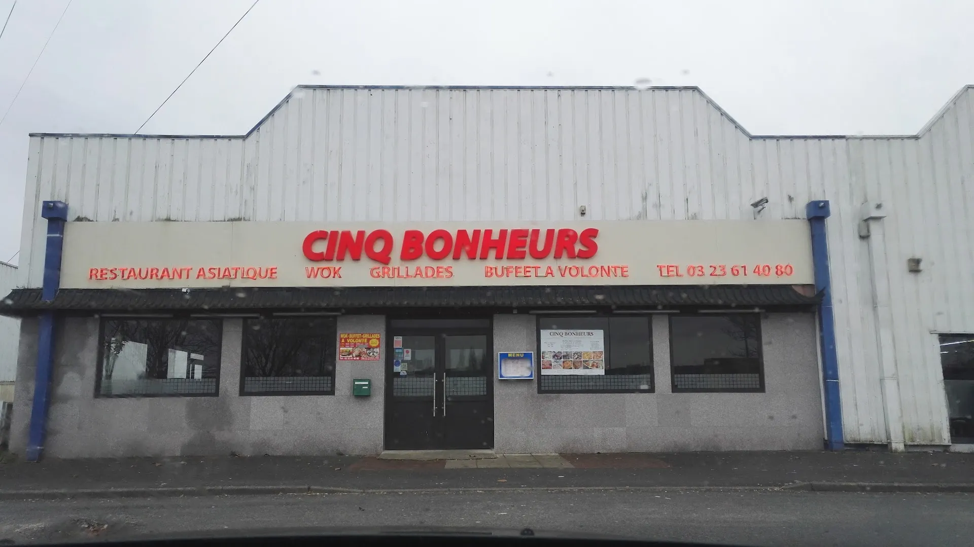 Cinq Bonheurs